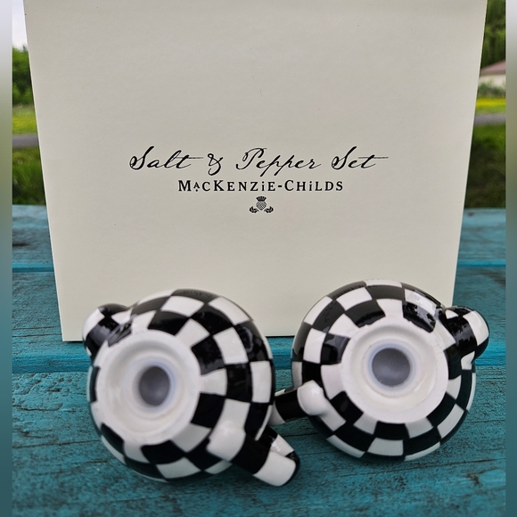 Mackenzie Childs Courtly Check Teapot Salt & Pepper Shakers - Picture 8 of 9